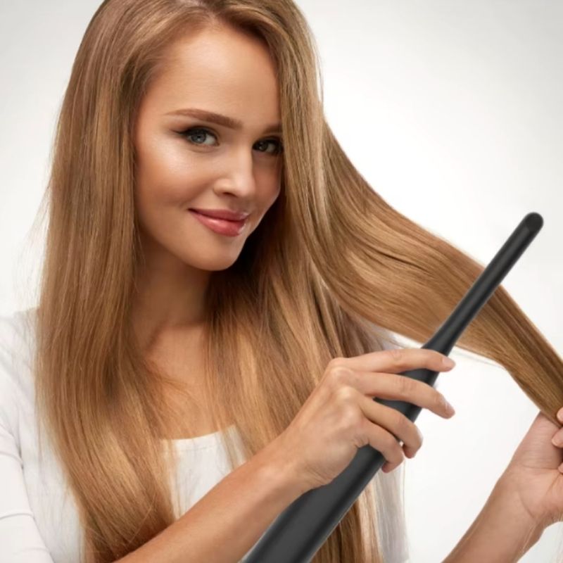 Boucleur Cheveux Courts Noir – Finition Brillante