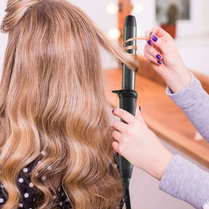 Fer à Boucler Noir – Chaleur Maîtrisée